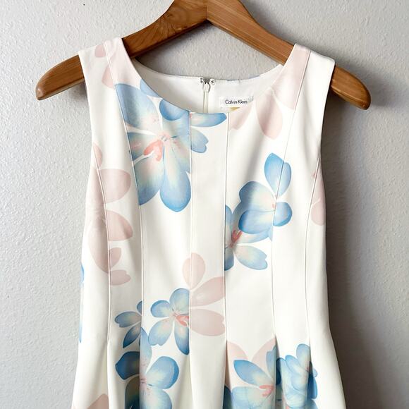Calvin Klein Scuba Sleeveless Fit n Flare Cream Blue Floral Dress Womens Size 12 - Picture 2 of 10